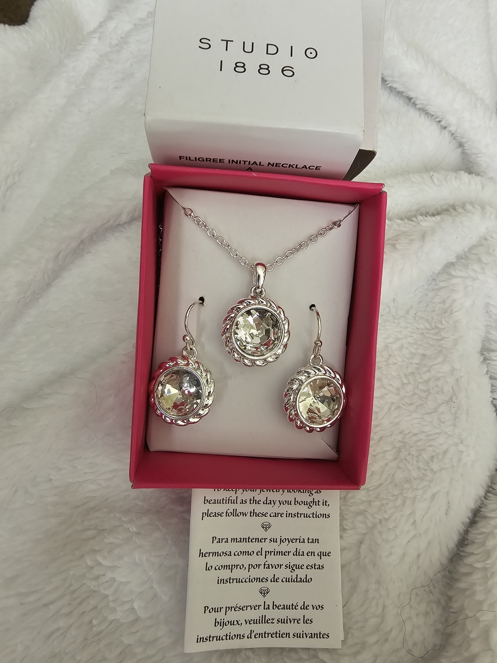 NIB Avon Studio 1886 April Birthstone Necklace & Earring Set Crystal Silver Tone - Picture 5 of 7